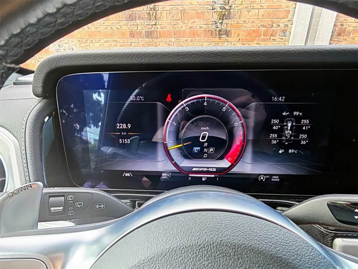 Фото 5 - Mercedes-Benz G-Class AMG