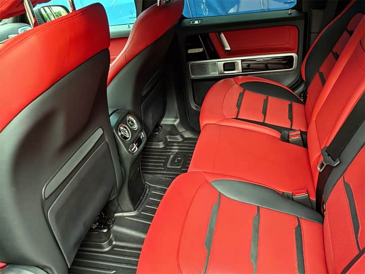 Фото 6 - Mercedes-Benz G-Class AMG