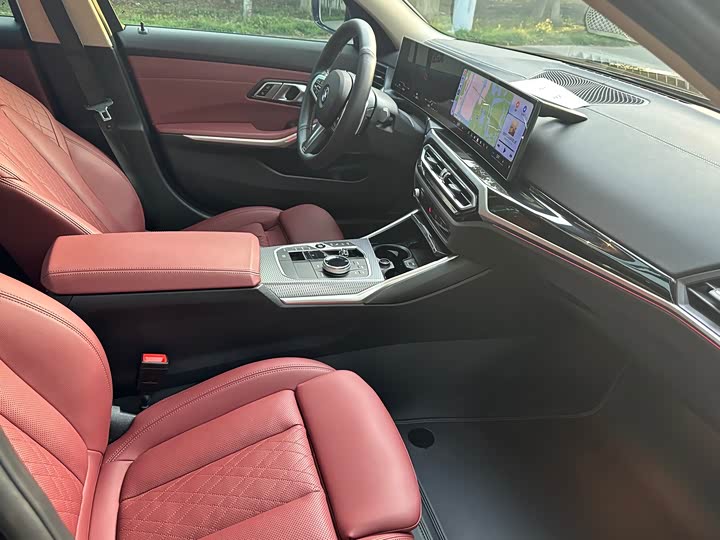 Фото 12 - BMW 3 Series