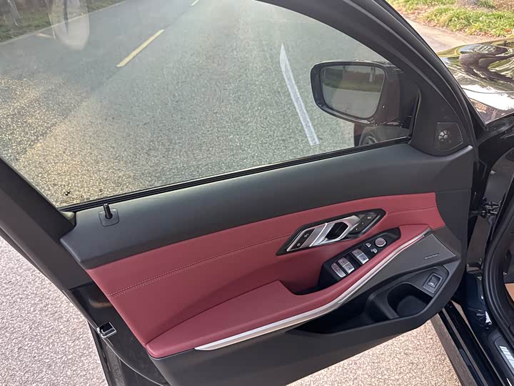 Фото 9 - BMW 3 Series