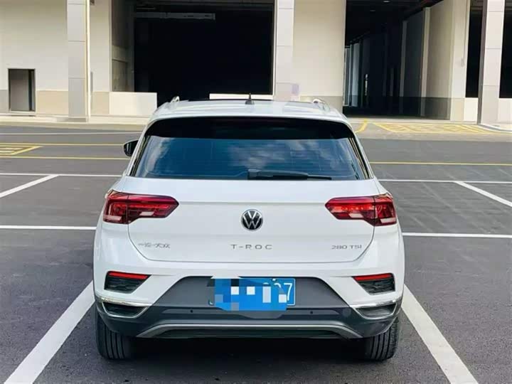 Фото 8 - Volkswagen T-Roc