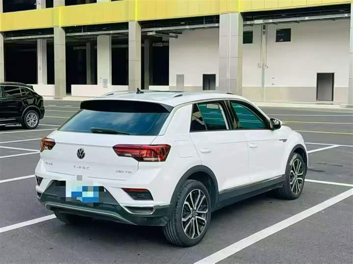 Фото 9 - Volkswagen T-Roc