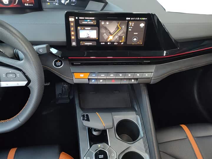 Фото 13 - Changan UNI-V