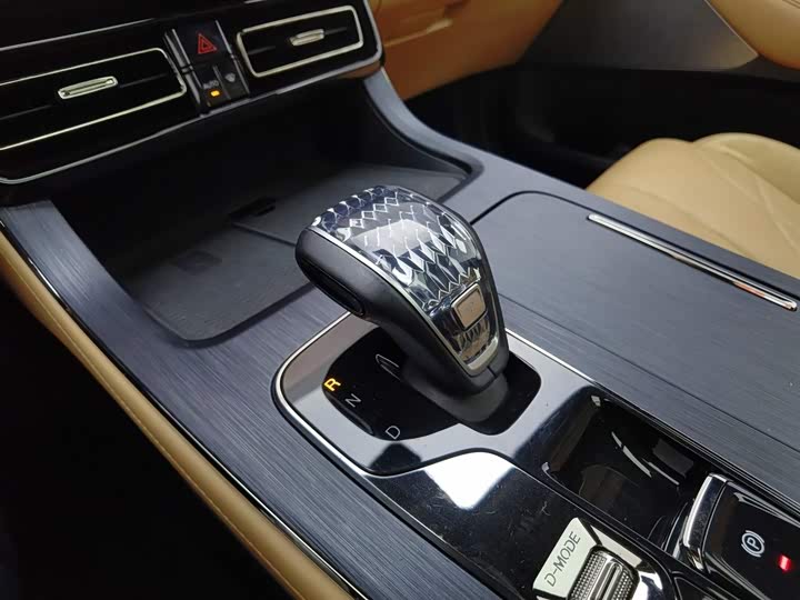 Фото 13 - GAC Trumpchi ES9