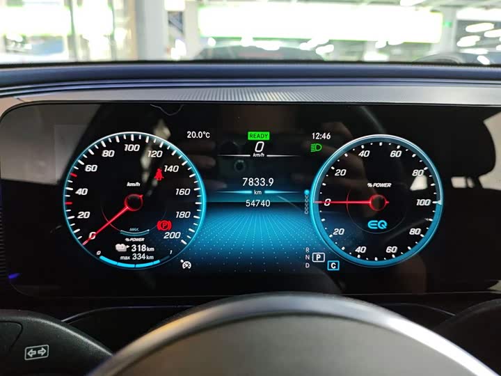 Фото 12 - Mercedes-Benz EQC