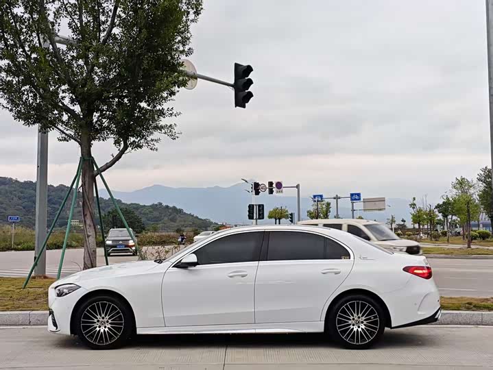 Фото 2 - Mercedes-Benz C-Class