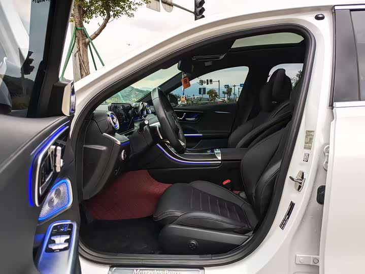 Фото 6 - Mercedes-Benz C-Class