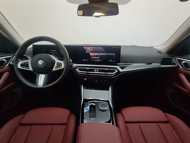 Фото 7 - BMW i4