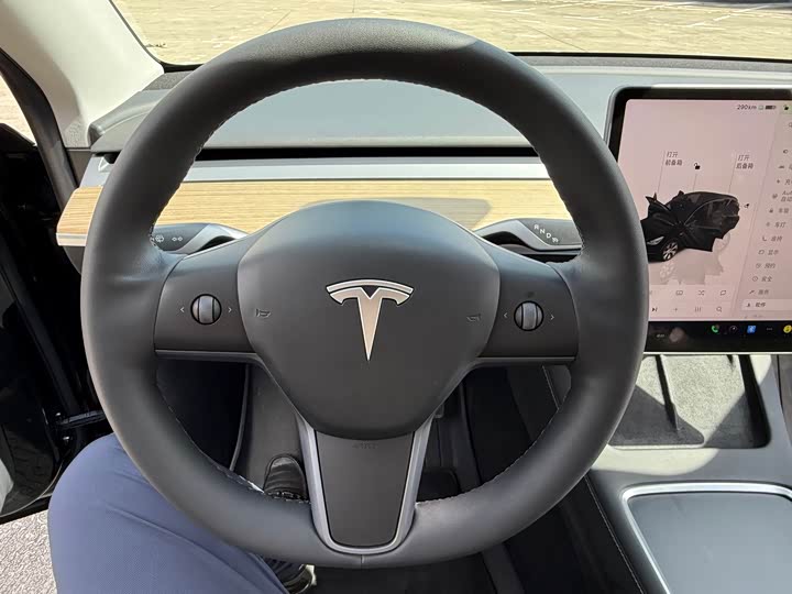 Фото 5 - Tesla Model Y