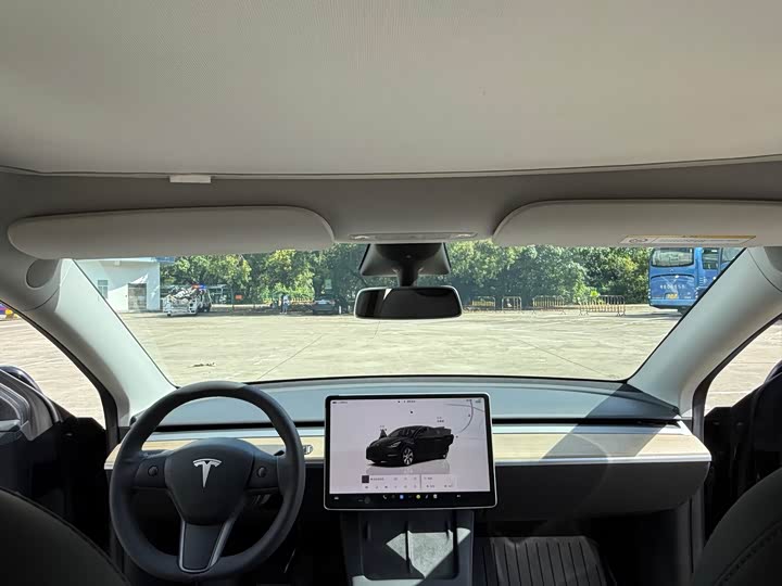 Фото 7 - Tesla Model Y