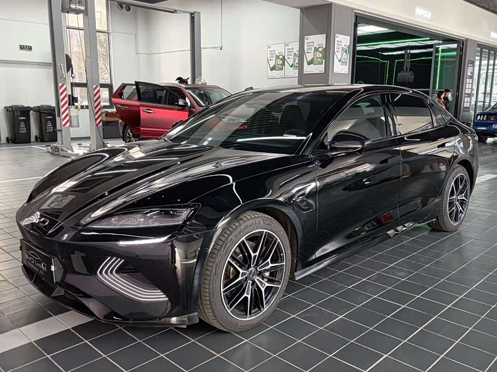 Фото 1 - BYD Seal