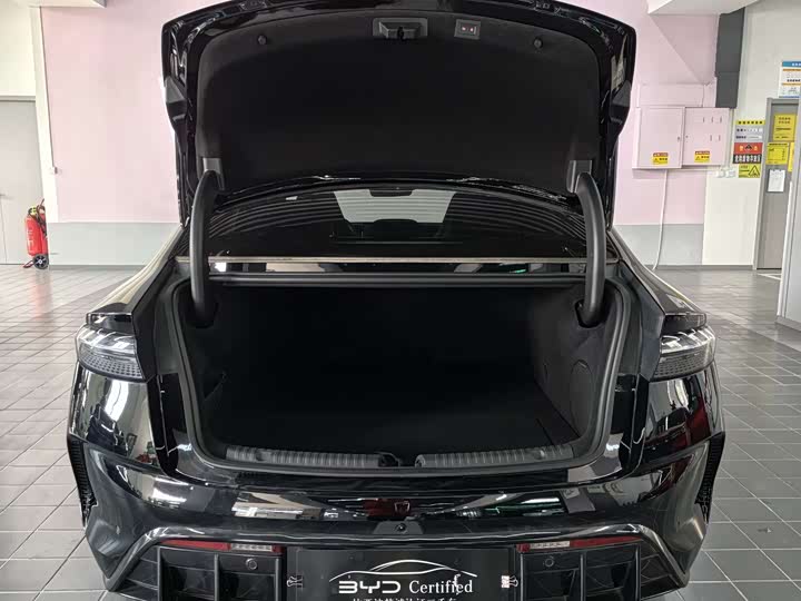 Фото 14 - BYD Seal