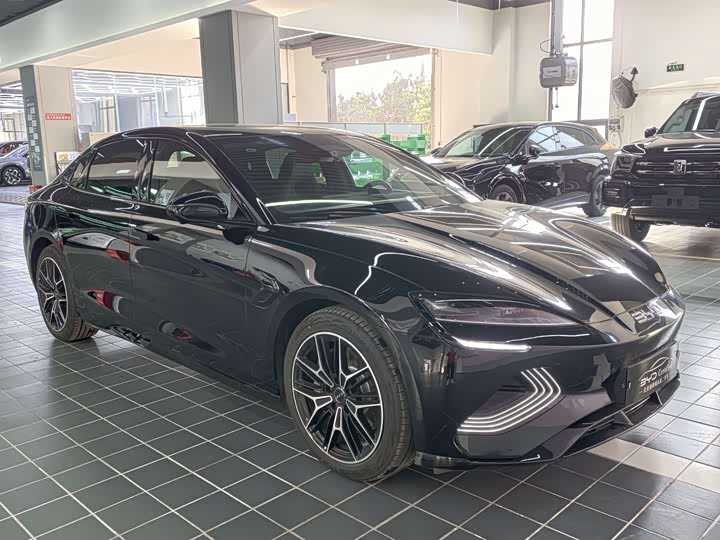 Фото 3 - BYD Seal