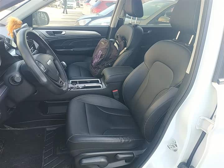 Фото 15 - Haval M6