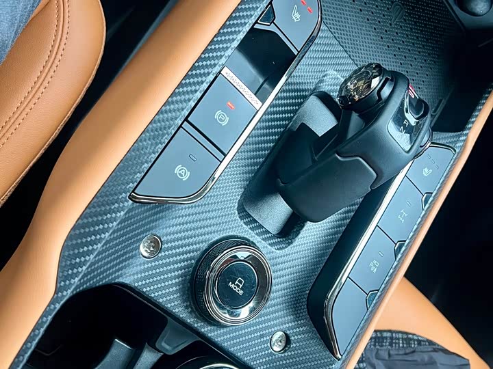 Фото 41 - Haval Raptor Hybrid