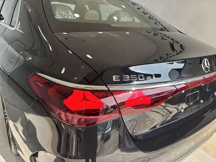 Фото 10 - Mercedes-Benz E-Class Hybrid