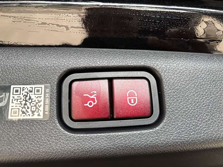 Фото 29 - Mercedes-Benz E-Class Hybrid