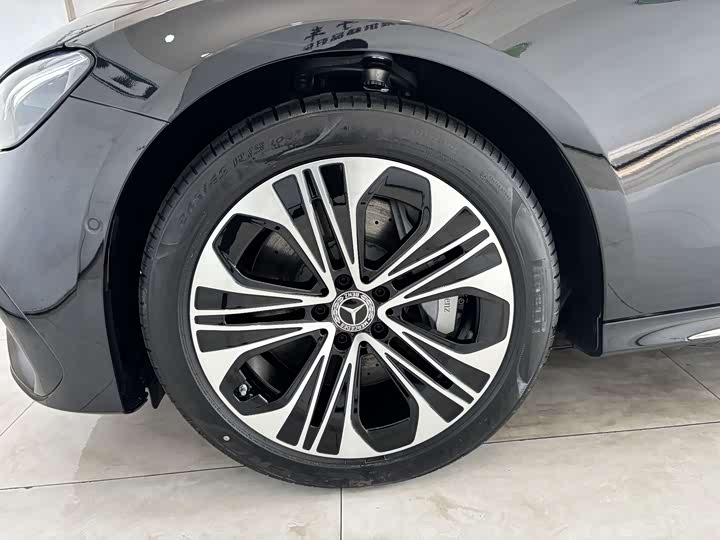 Фото 31 - Mercedes-Benz E-Class Hybrid