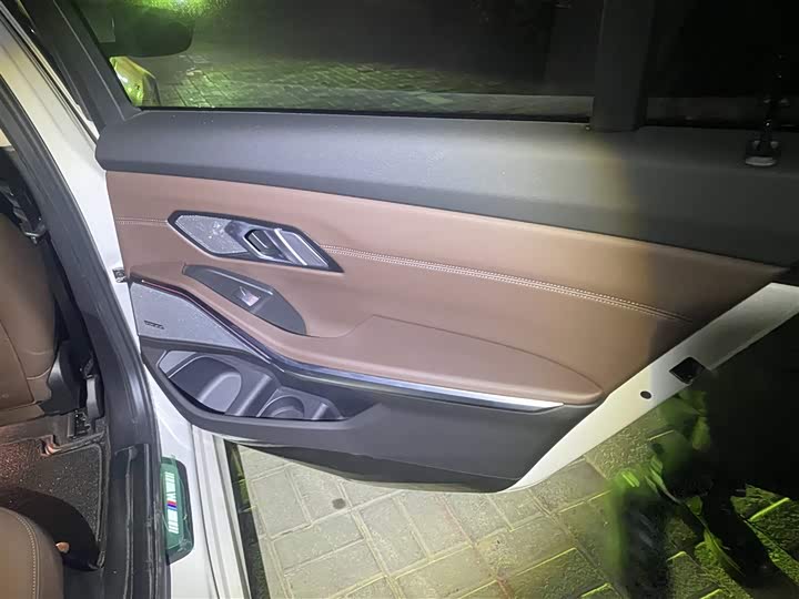 Фото 12 - BMW 3 Series