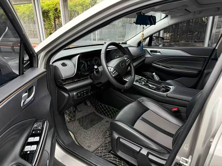 Фото 3 - GAC Aion S