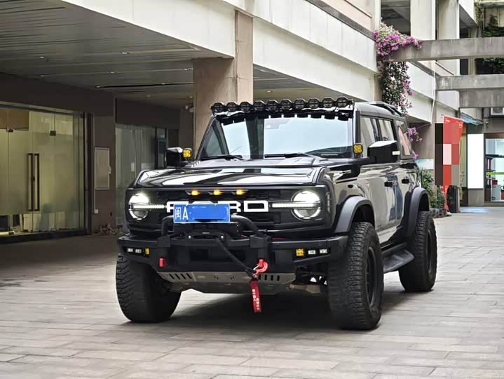 Фото 1 - Ford Bronco