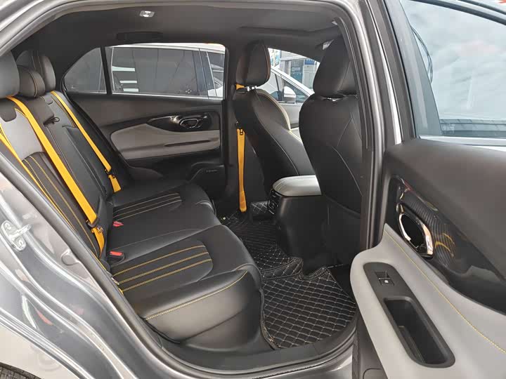 Фото 8 - GAC Trumpchi Empow R