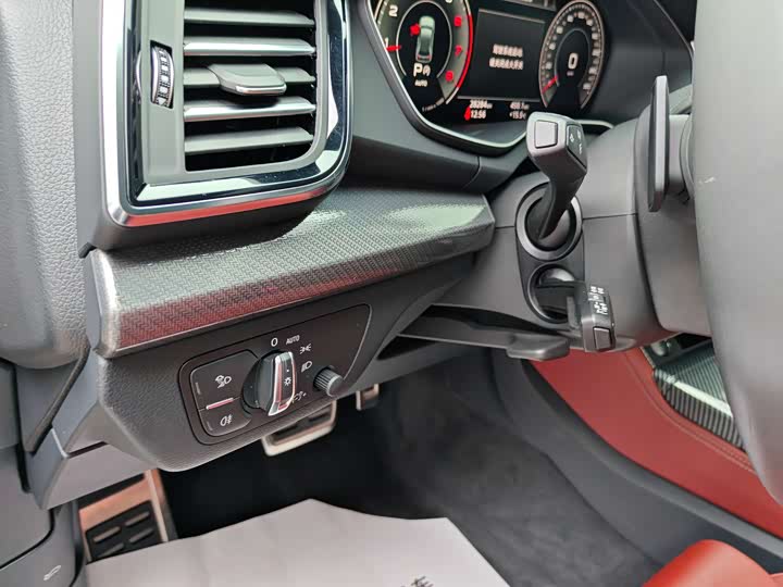 Фото 12 - Audi Q5L