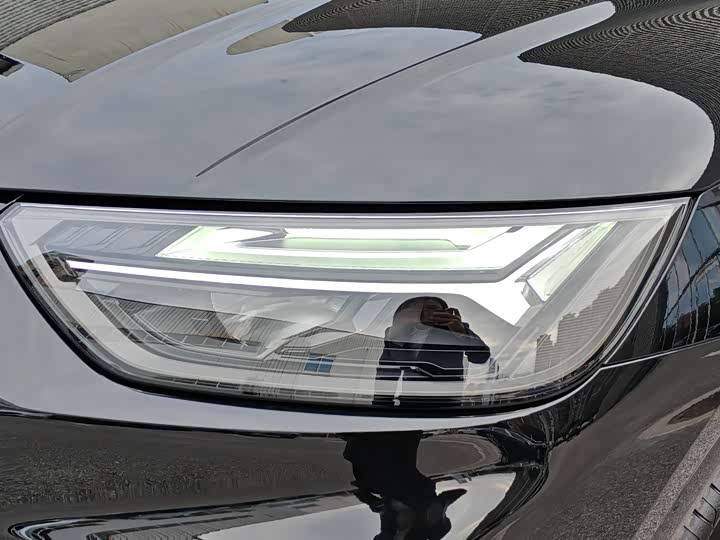 Фото 20 - Audi Q5L