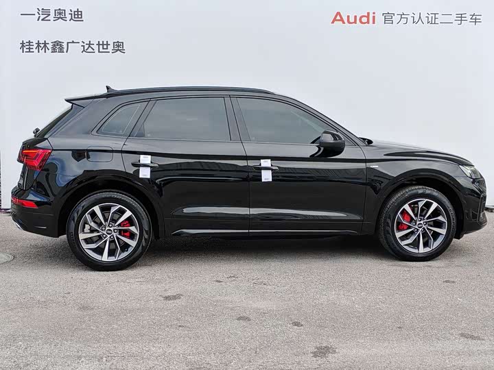 Фото 3 - Audi Q5L