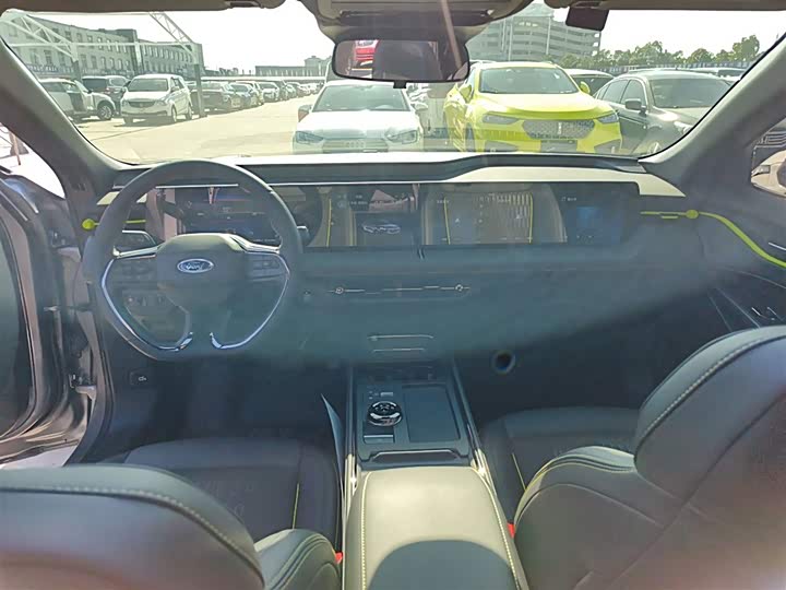 Фото 10 - Ford Mondeo