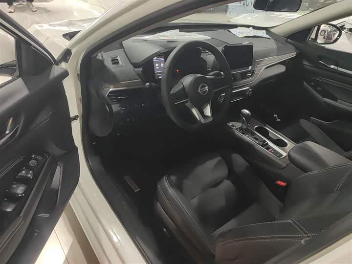 Фото 16 - Nissan Teana