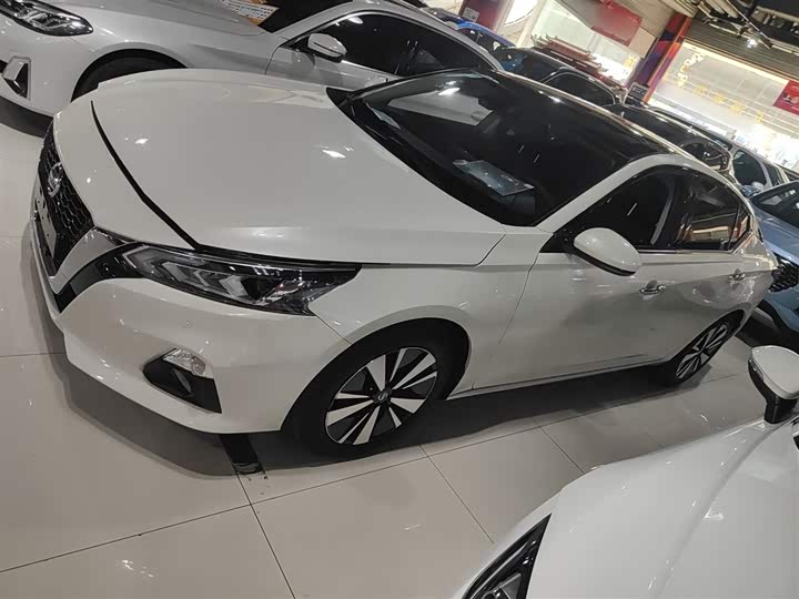 Фото 5 - Nissan Teana