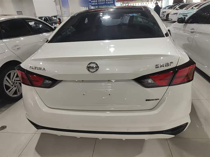 Фото 6 - Nissan Teana