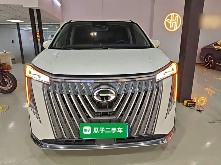 Фото 3 - GAC Trumpchi M8