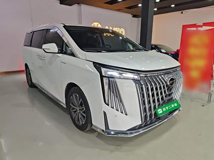 Фото 4 - GAC Trumpchi M8