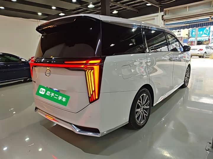 Фото 7 - GAC Trumpchi M8