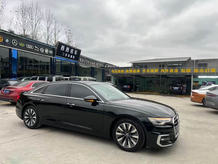 Фото 3 - Audi A6L