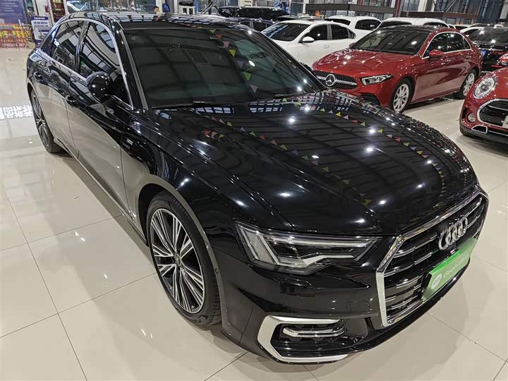 Фото 4 - Audi A6L