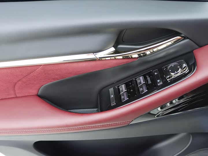 Фото 11 - GAC Trumpchi M8