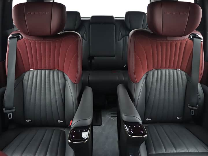 Фото 18 - GAC Trumpchi M8