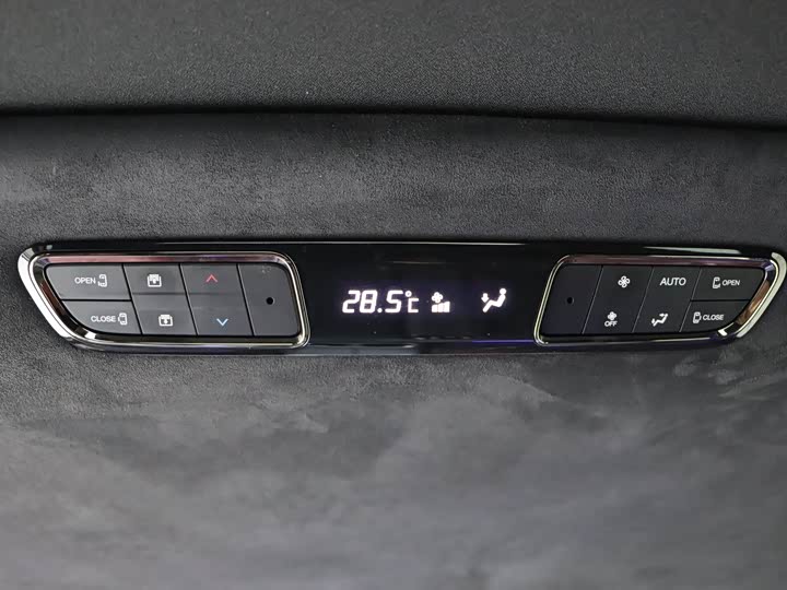 Фото 21 - GAC Trumpchi M8