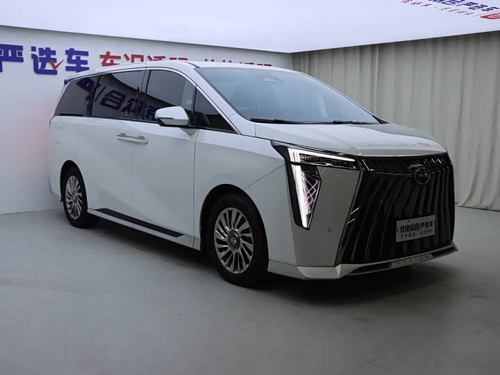 Фото 3 - GAC Trumpchi M8