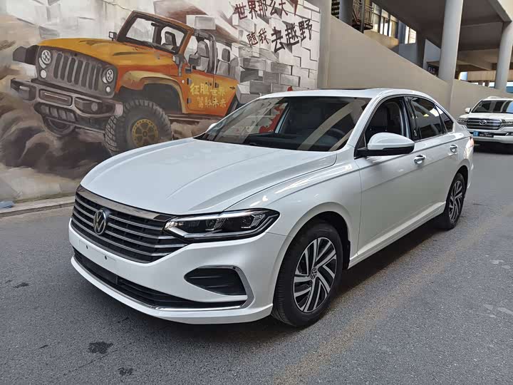 Фото 1 - Volkswagen Lavida