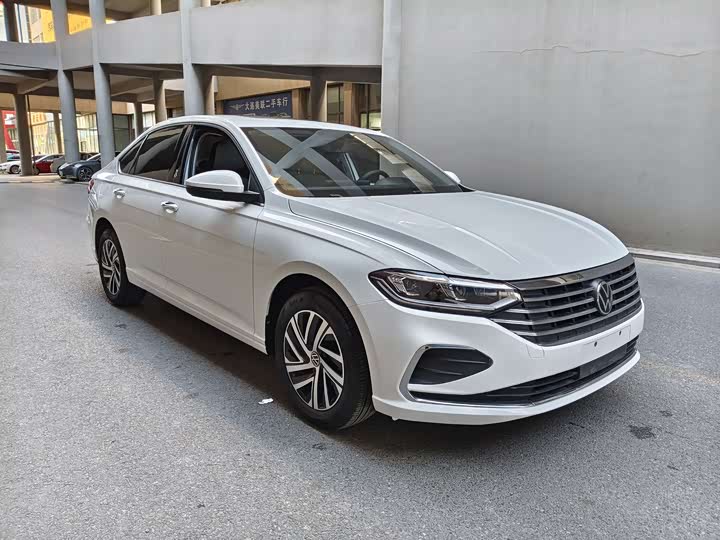 Фото 3 - Volkswagen Lavida