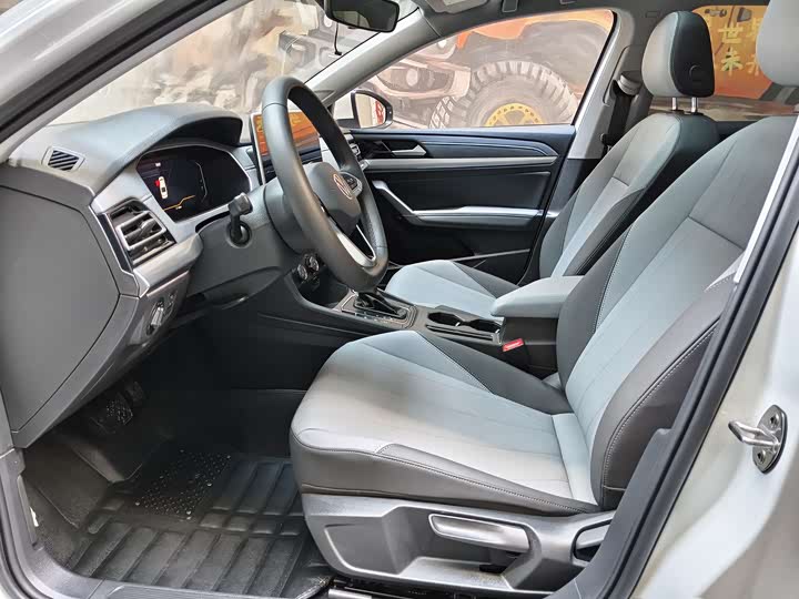 Фото 4 - Volkswagen Lavida