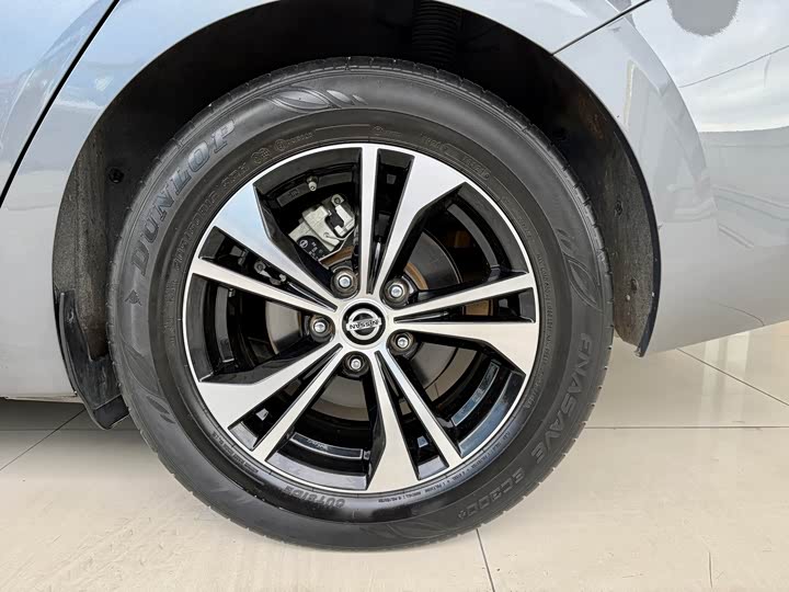 Фото 17 - Nissan Sylphy