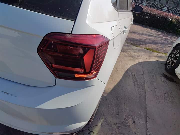 Фото 8 - Volkswagen Polo