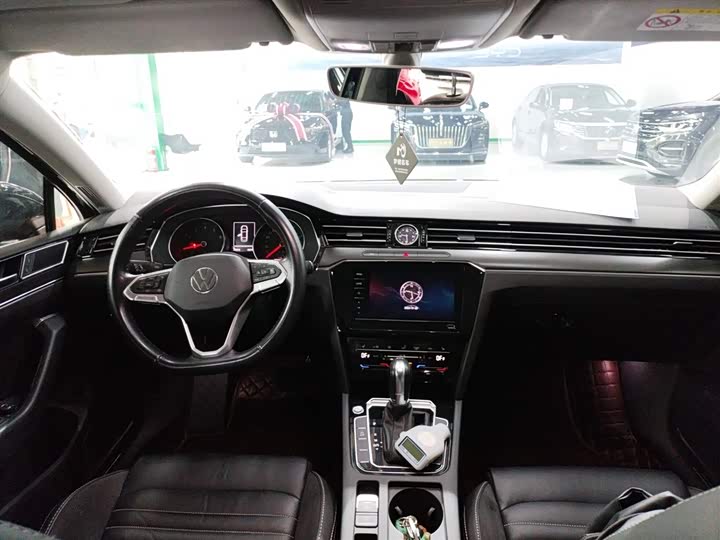 Фото 10 - Volkswagen Magotan