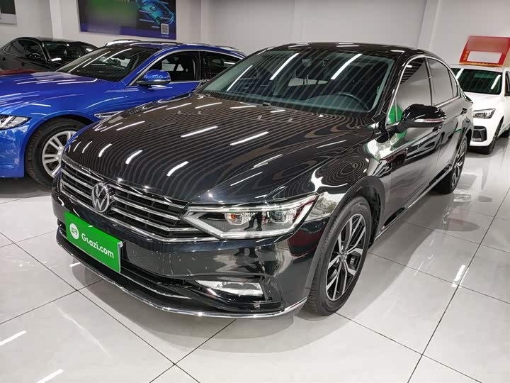 Фото 5 - Volkswagen Magotan