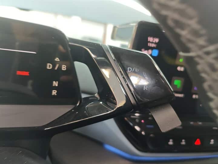 Фото 14 - Volkswagen ID.4 X